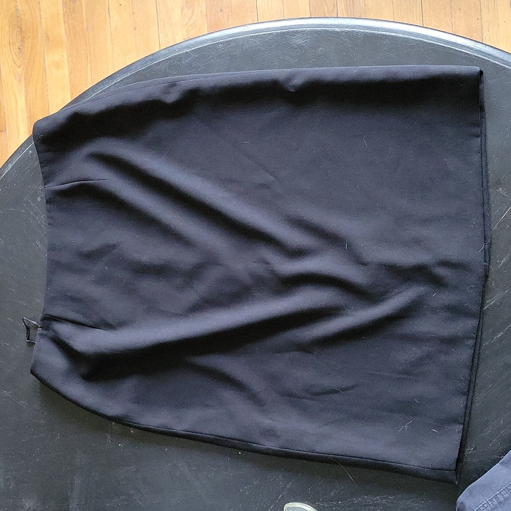 Worthington black skirt